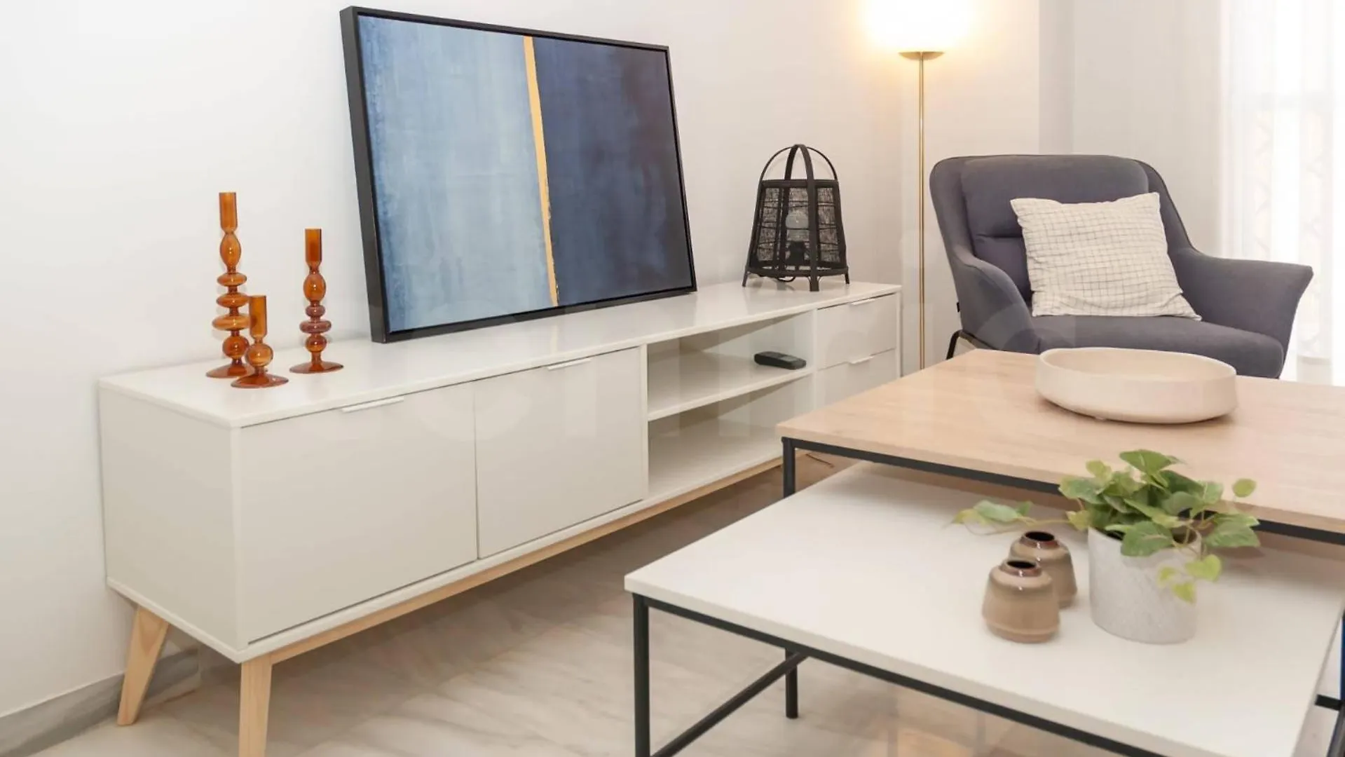 Coqueto Apartamento En El Centro De Málaga